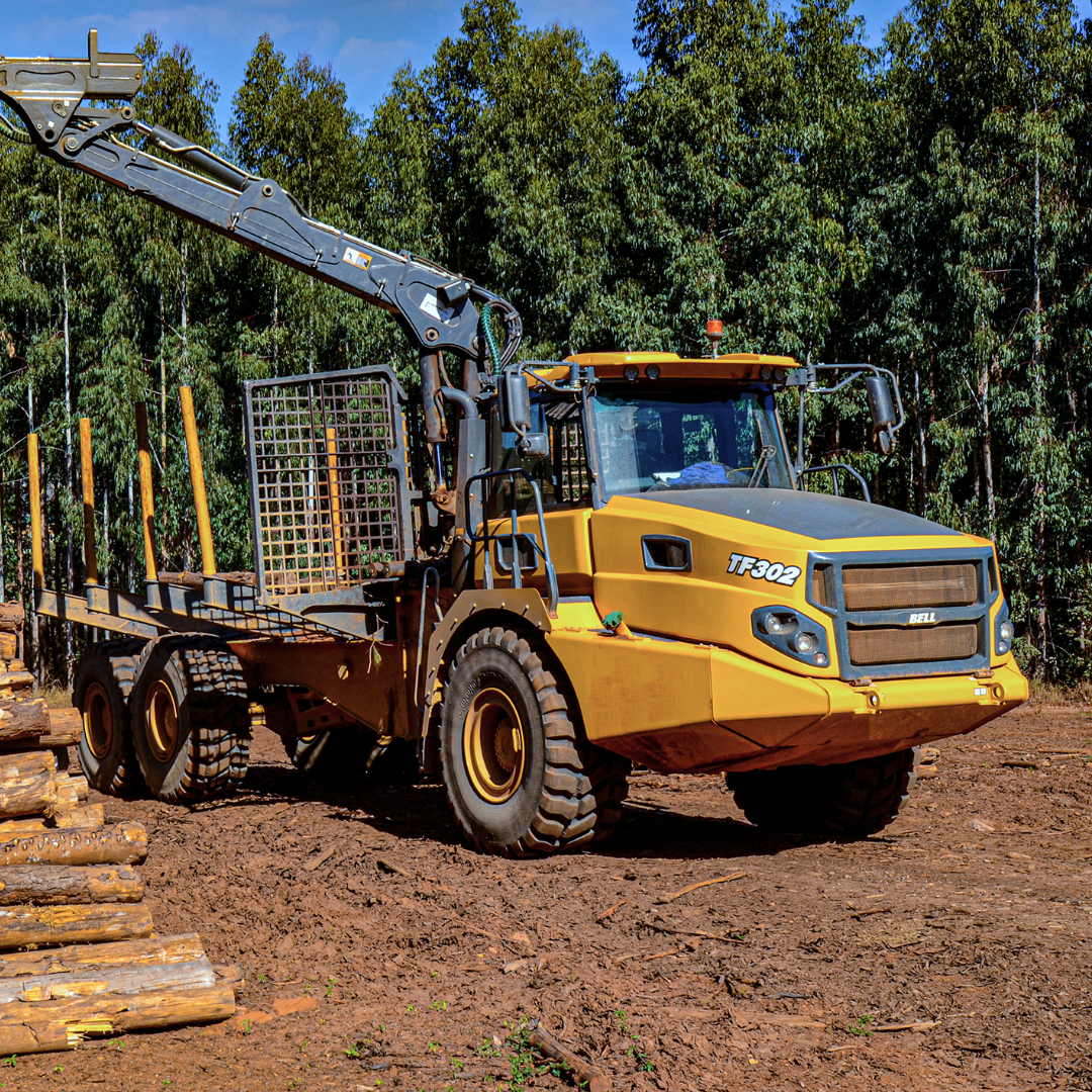 TIMBER,HAULER,TH403EN,6X6,DDB ,205KW