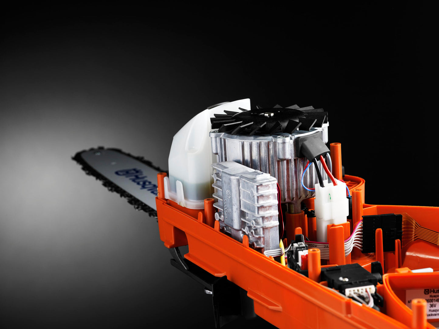 Husqvarna T540i XP Commercial Battery Chainsaw