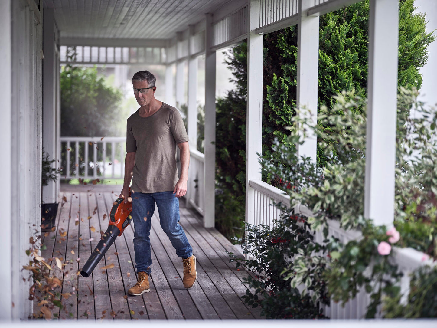 Husqvarna 120iB Residential Battery Hand-Held Blower