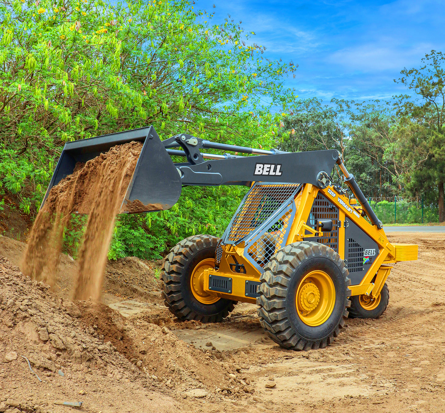 TRI-WHEELER,LOGGER,TURBO,225F (SA spec)