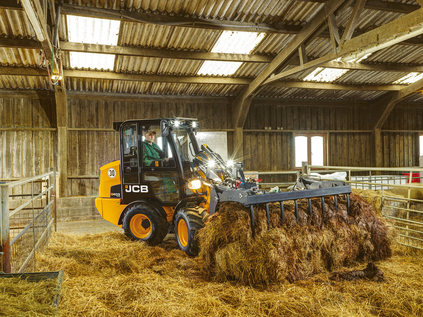 JCB 406 AGRI COMPACT WHEEL LOADER